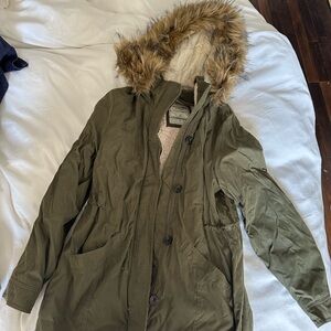 Abercrombie and Fitch - Olive Green Hooded Women's Parka